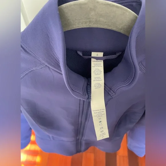 Lululemon Jacket - Picture 2 of 3